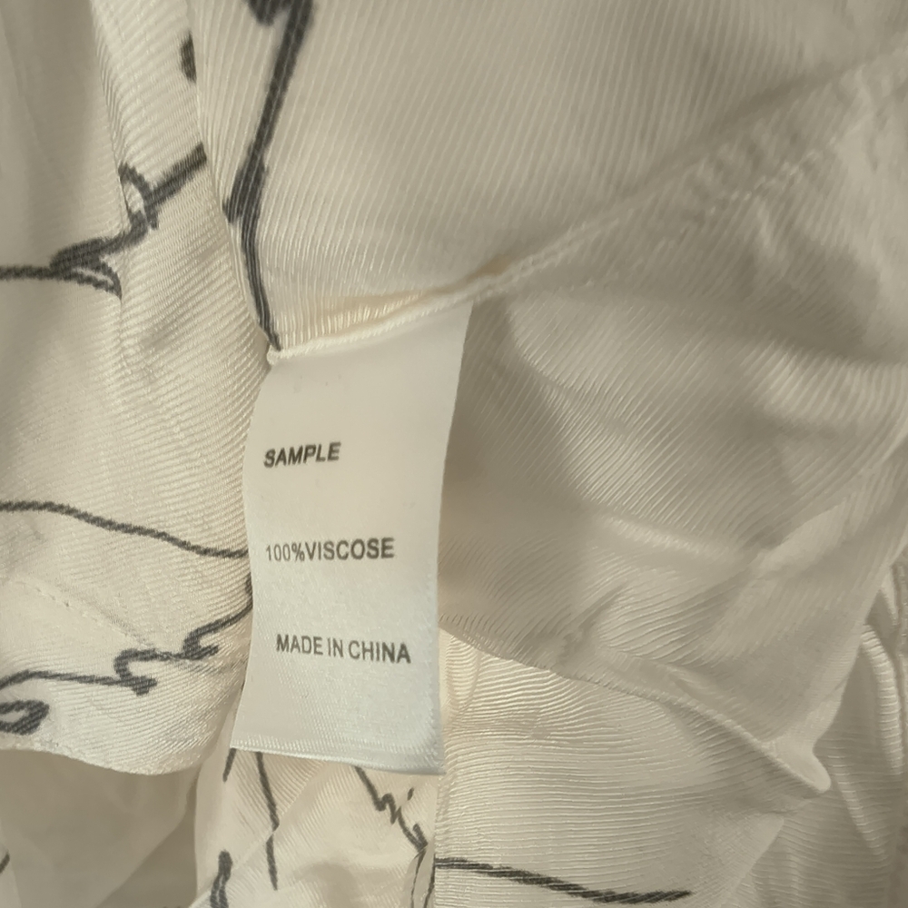 Silky Frame Script Writing Button Down Shirt Small - image 7